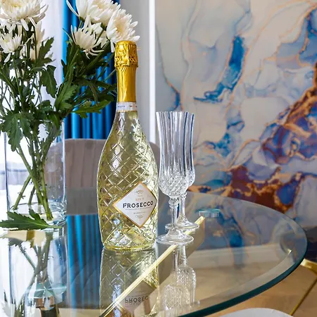 Aparti Goldnwhite Galaxy Апартаменти Щецин