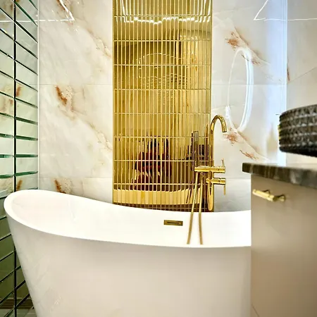 Daire Aparti Goldnwhite Galaxy